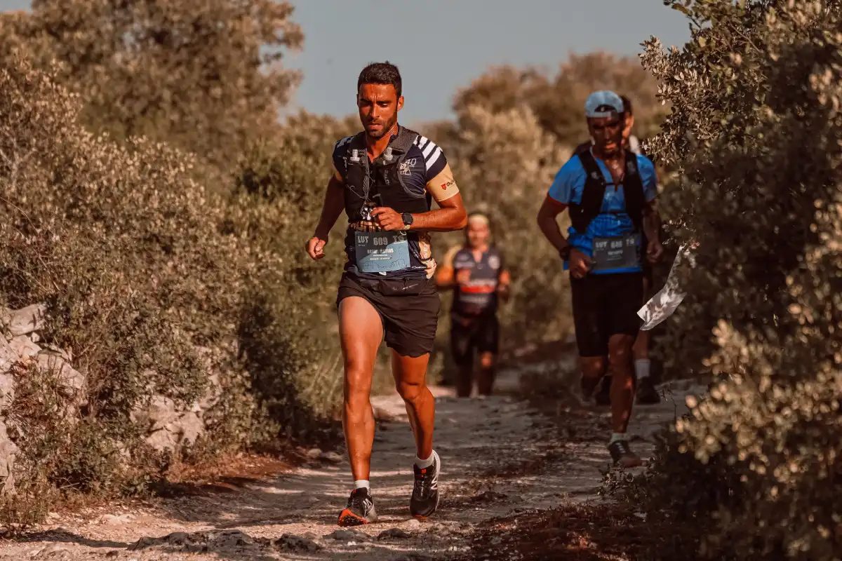 corredor running fuerza tecnica datos running